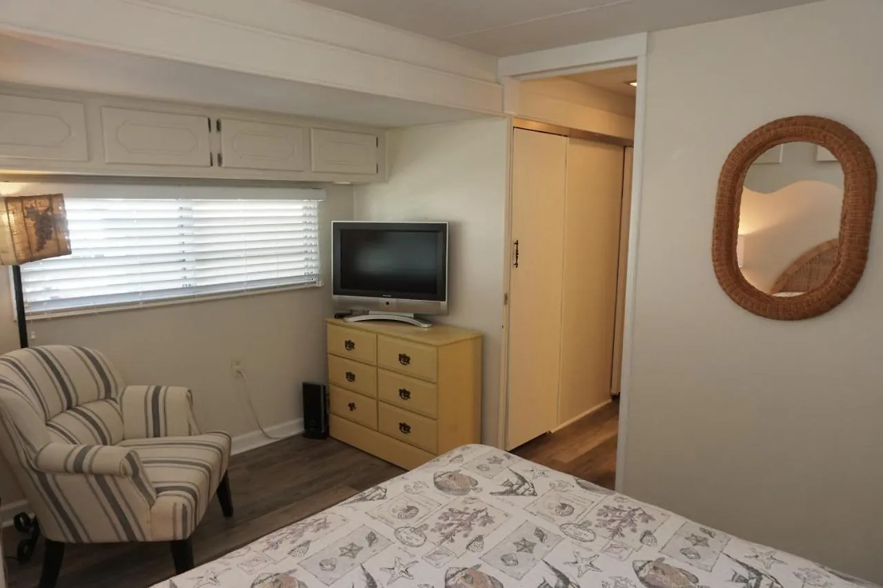 Venture Out 194 S Marlin Dr Comes With Golf Cart Panama City Beach Prázdninový dům
