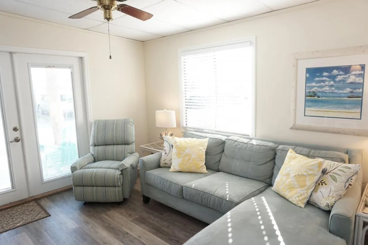Venture Out 194 S Marlin Dr Comes With Golf Cart Panama City Beach Prázdninový dům